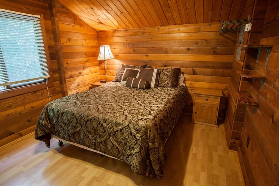 Lake Texoma Camping Resort Cabin 4 Cabin in Lake Texoma
