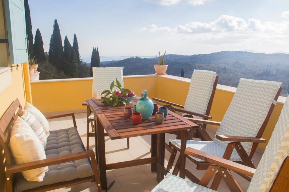 Balcony/Terrace, Garden view, Landmark view, Mountain view, Sea view