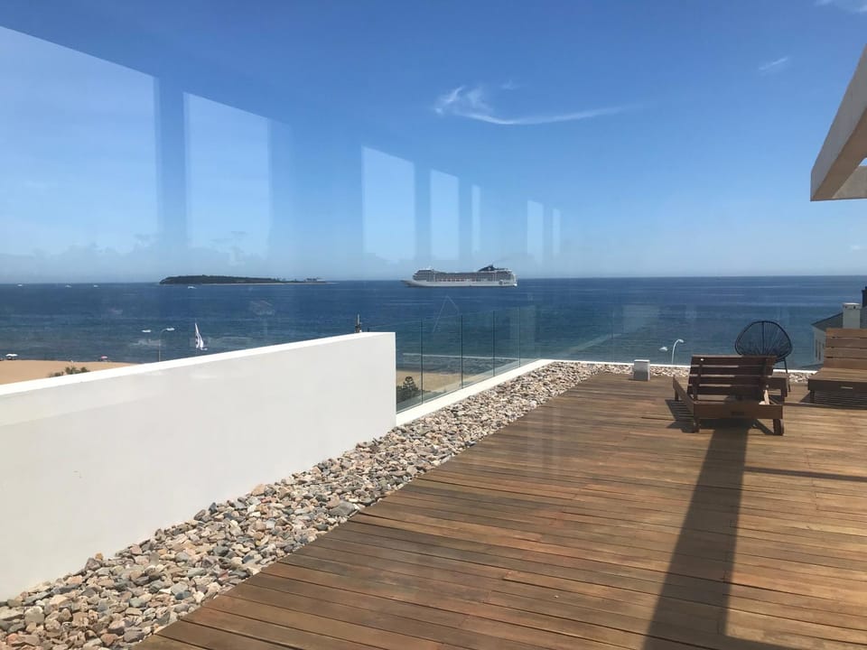 Neighbourhood, BBQ facilities, Balcony/Terrace