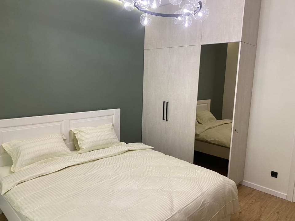 Relax apartment стильні апартаменти біля озера авторський ремонт Apartment in Ukraine