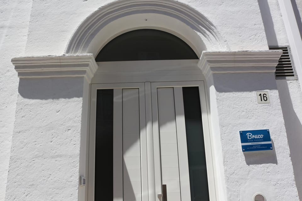 Facade/entrance, Property logo or sign