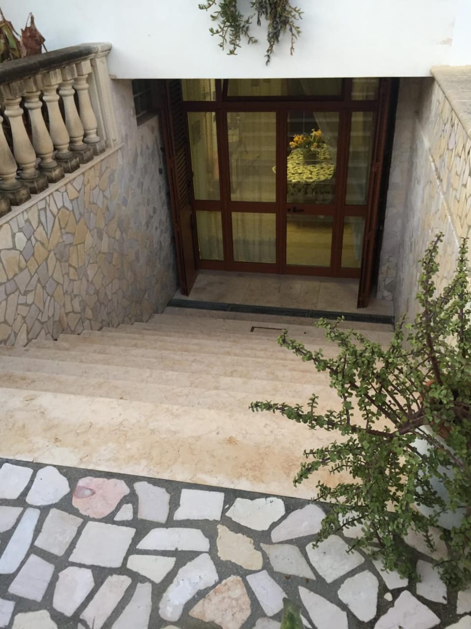 Facade/entrance