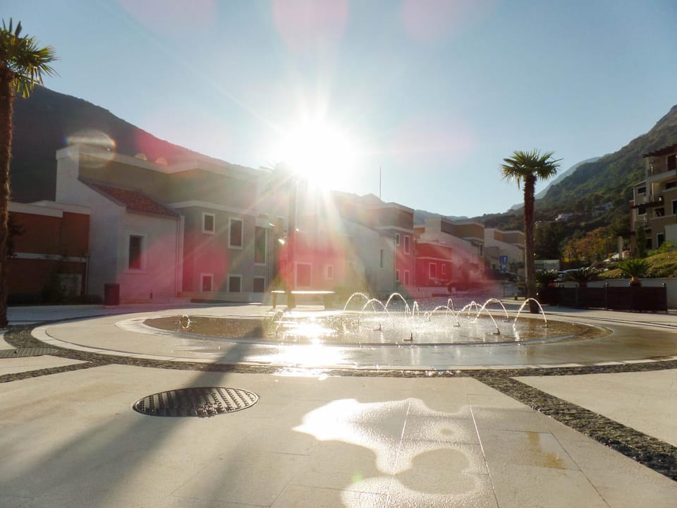 Restaurant/places to eat, Lobby or reception