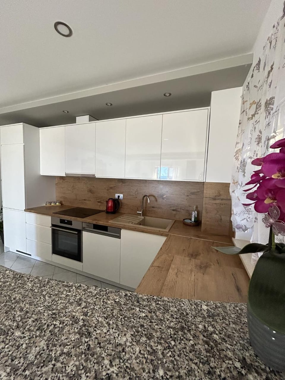 Apartment Nada Apartment in Makarska