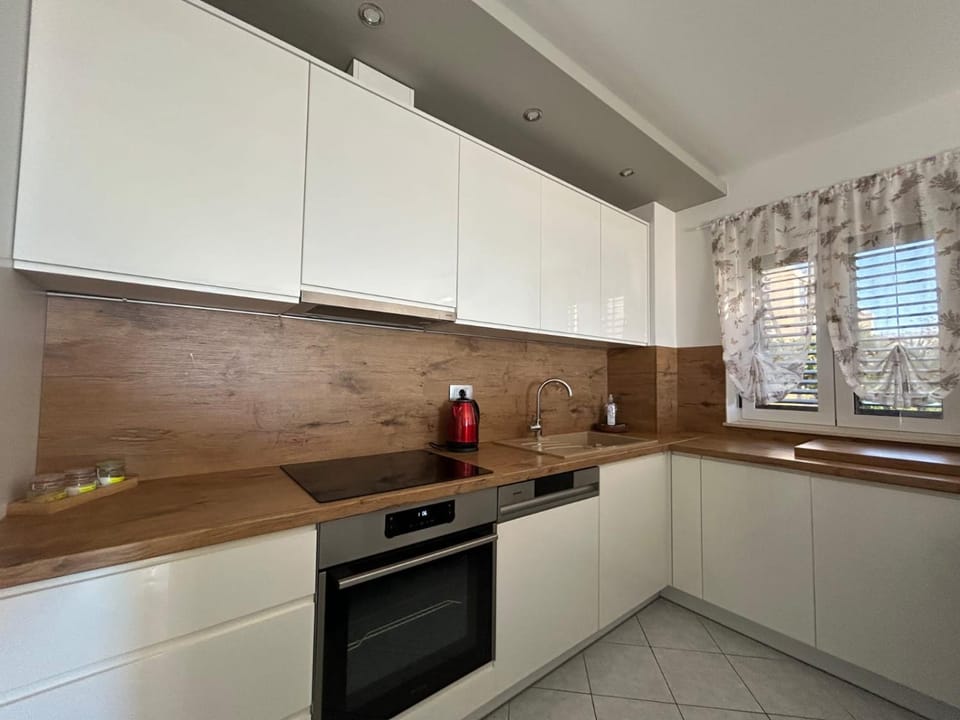 Apartment Nada Apartment in Makarska