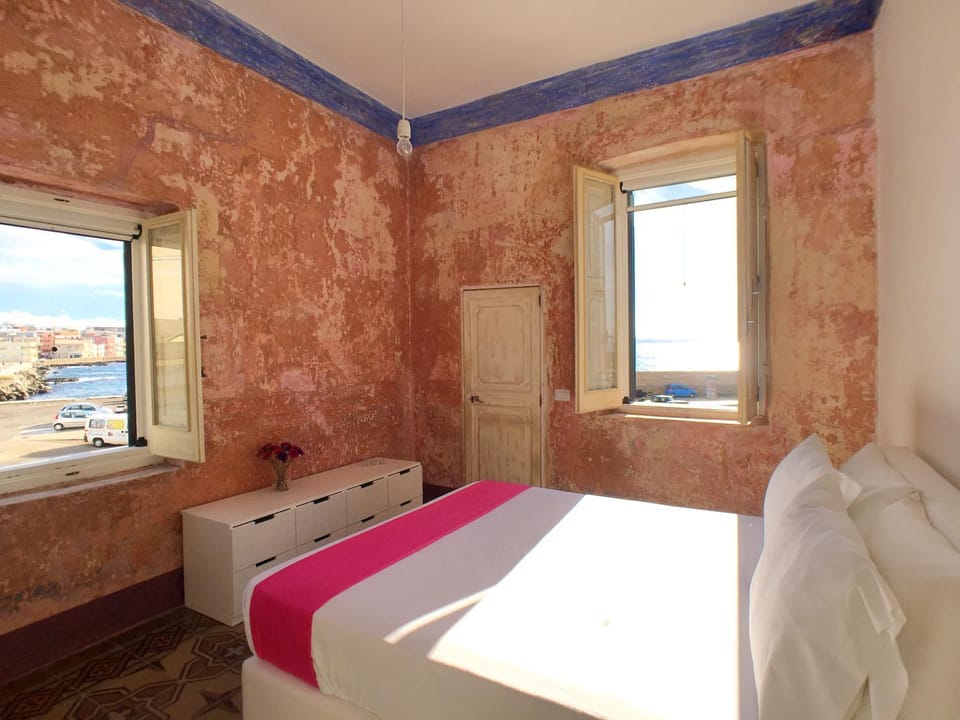 Bedroom, Sea view