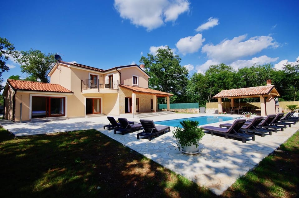 Activities, BBQ facilities, Garden, Balcony/Terrace, Swimming pool