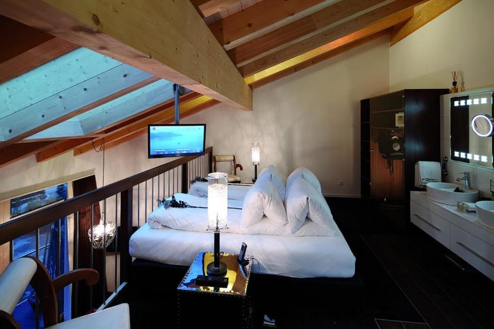 Loftsuite Hotel Saas Hotel in Canton of Valais