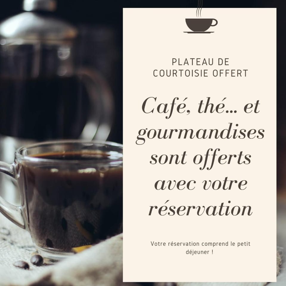 Coffee/tea facilities, Breakfast