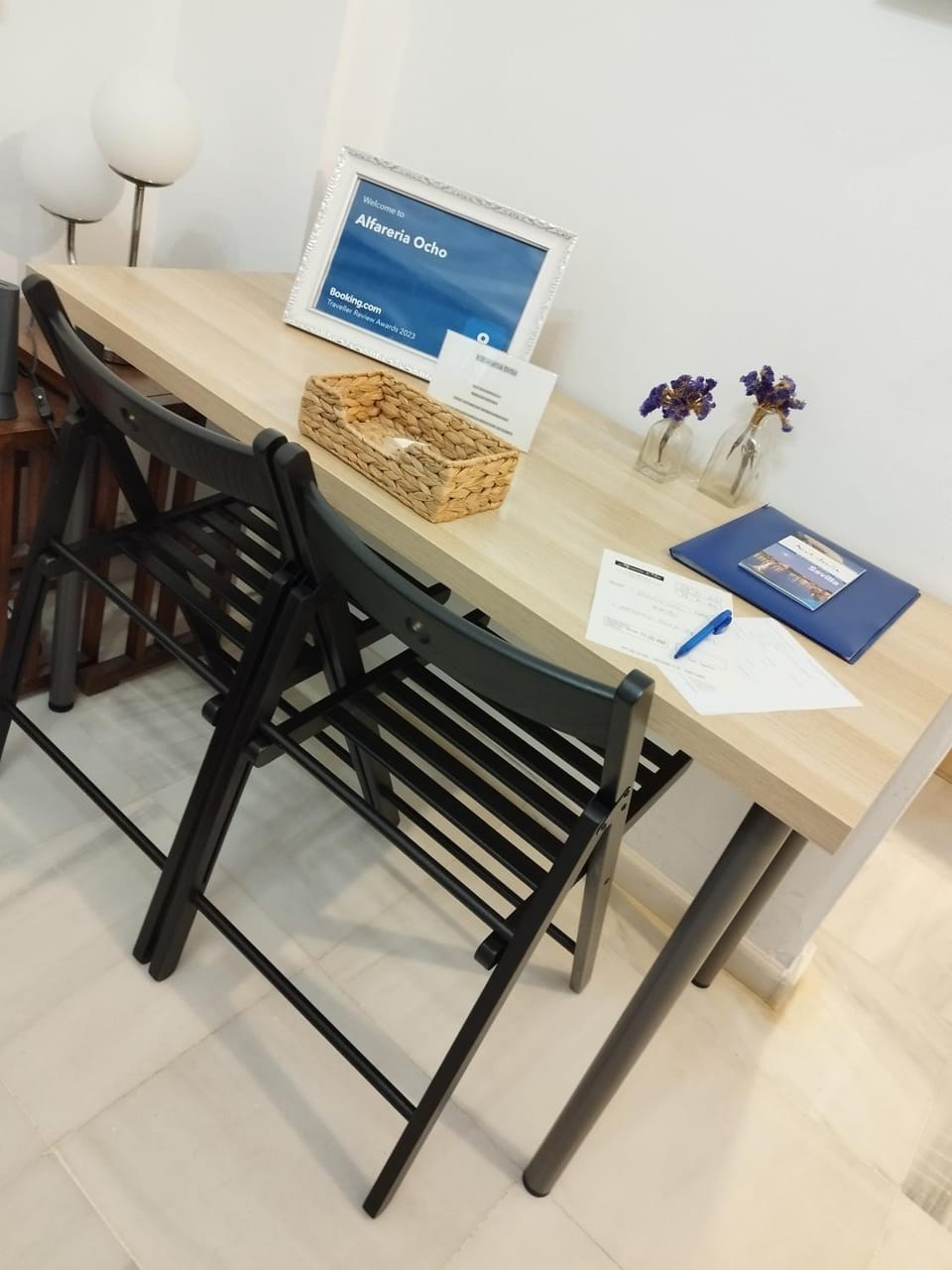 Seating area
