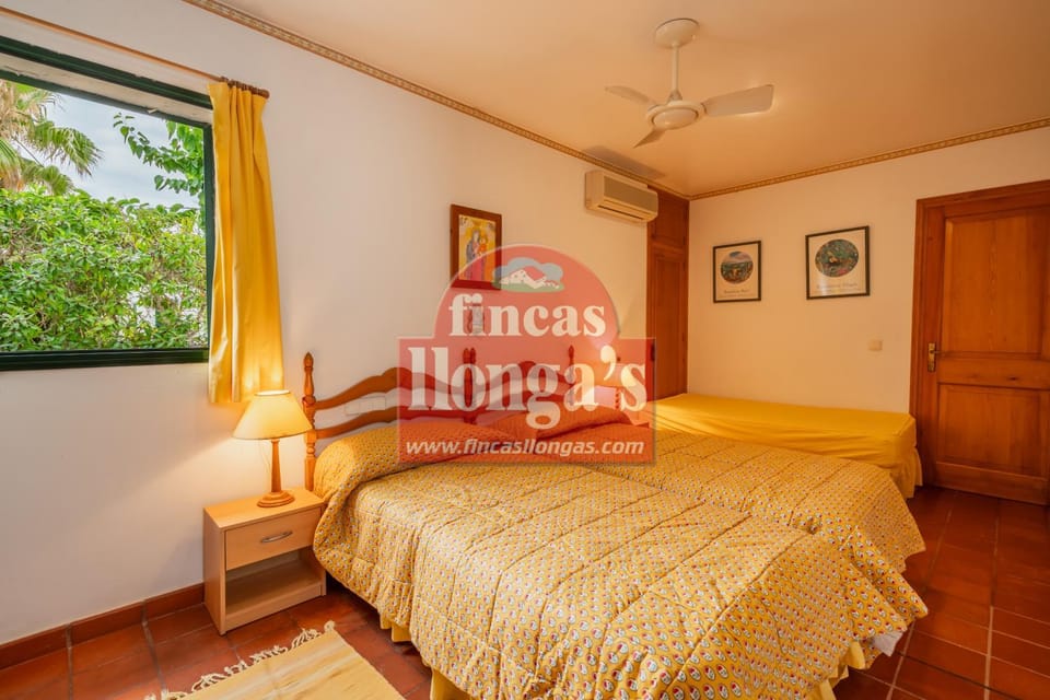 Villa independiente con acceso a la playa House in Son Xoriguer