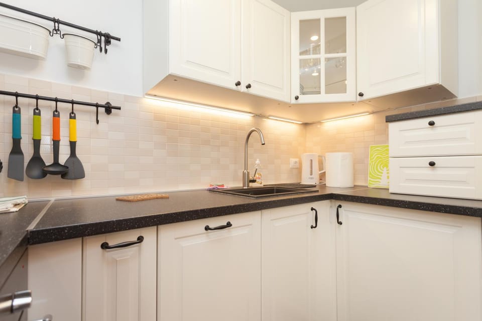 Kitchen or kitchenette, Food and drinks, Food and drinks, Photo of the whole room, Communal kitchen
