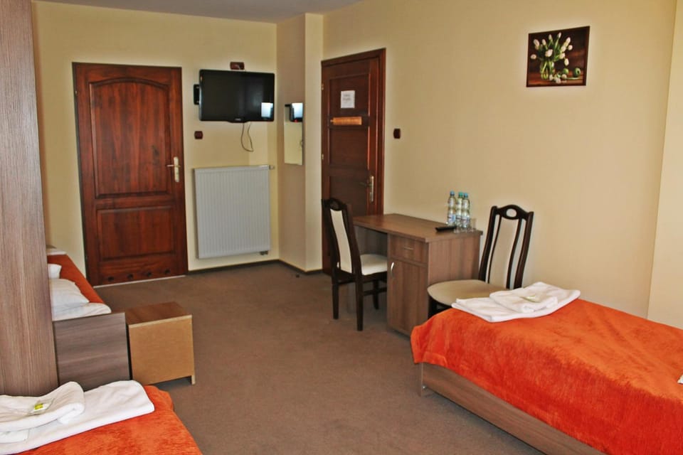 Pod Strzechą Motel in Poland