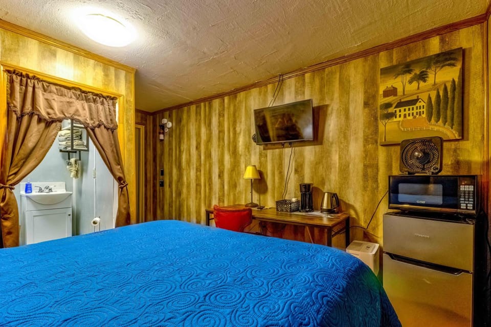 Panther Creek Cabins Cabin in Qualla