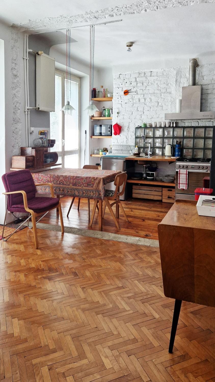Kitchen or kitchenette, Dining area, minibar, pet friendly, stove
