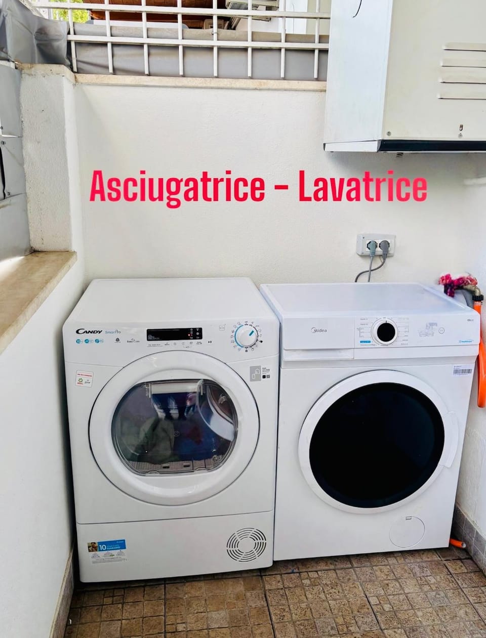 Balcony/Terrace, washing machine, dryer