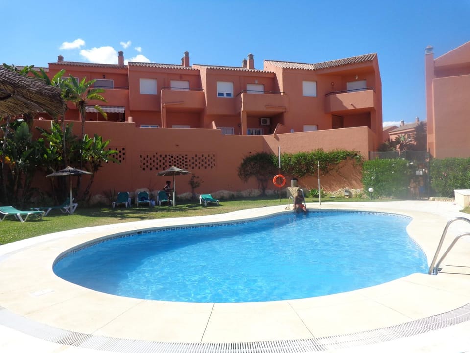 Activities, Swimming pool, Swimming pool, Entertainment