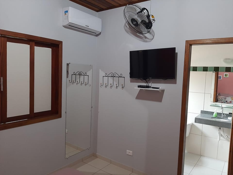 TV and multimedia, Bedroom, air conditioner