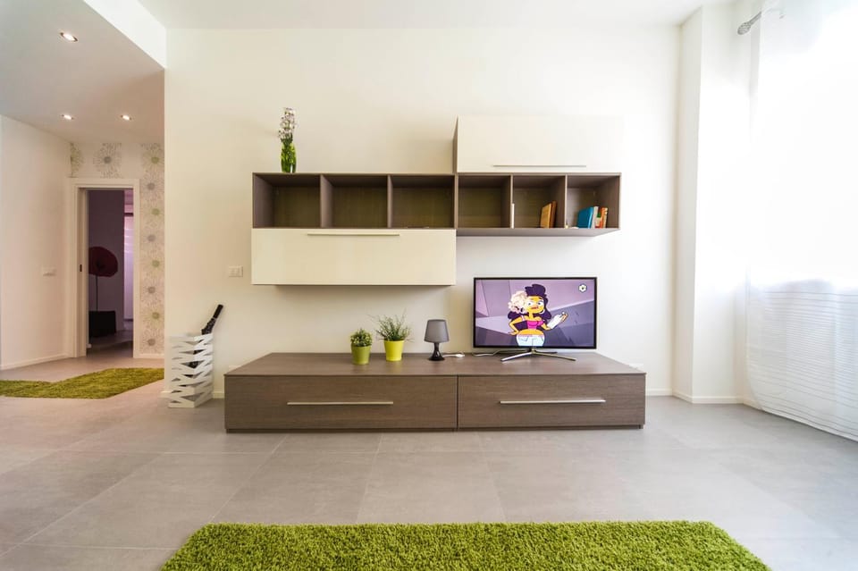 Communal lounge/ TV room, Family