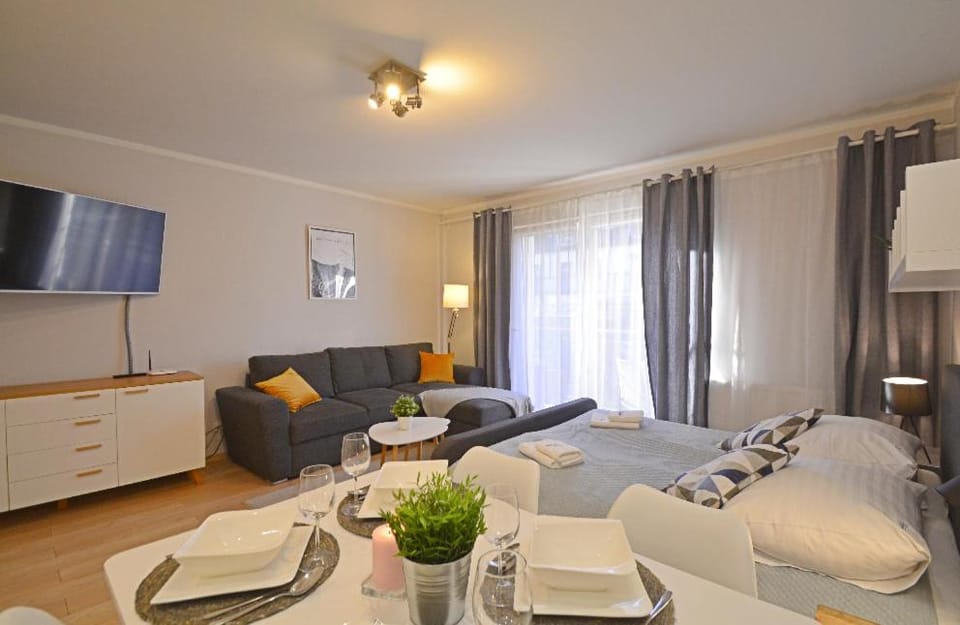 Living room, Photo of the whole room