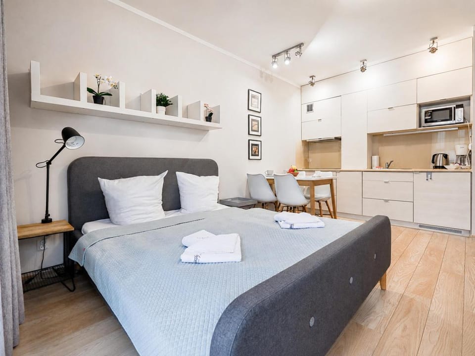 Bed, Kitchen or kitchenette, Photo of the whole room, Seating area, Bedroom, pet friendly, stove