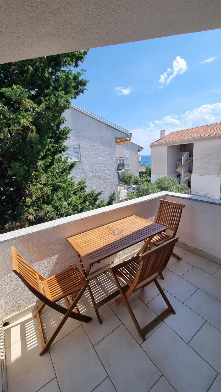 Patio, Day, View (from property/room), Balcony/Terrace, Living room, Seating area, Dining area