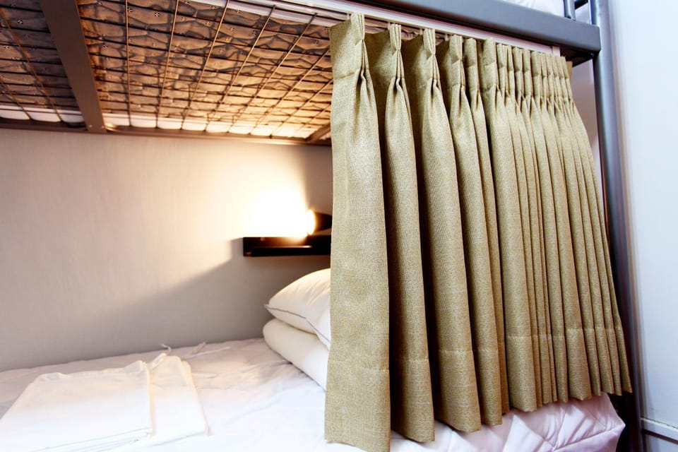 bunk bed