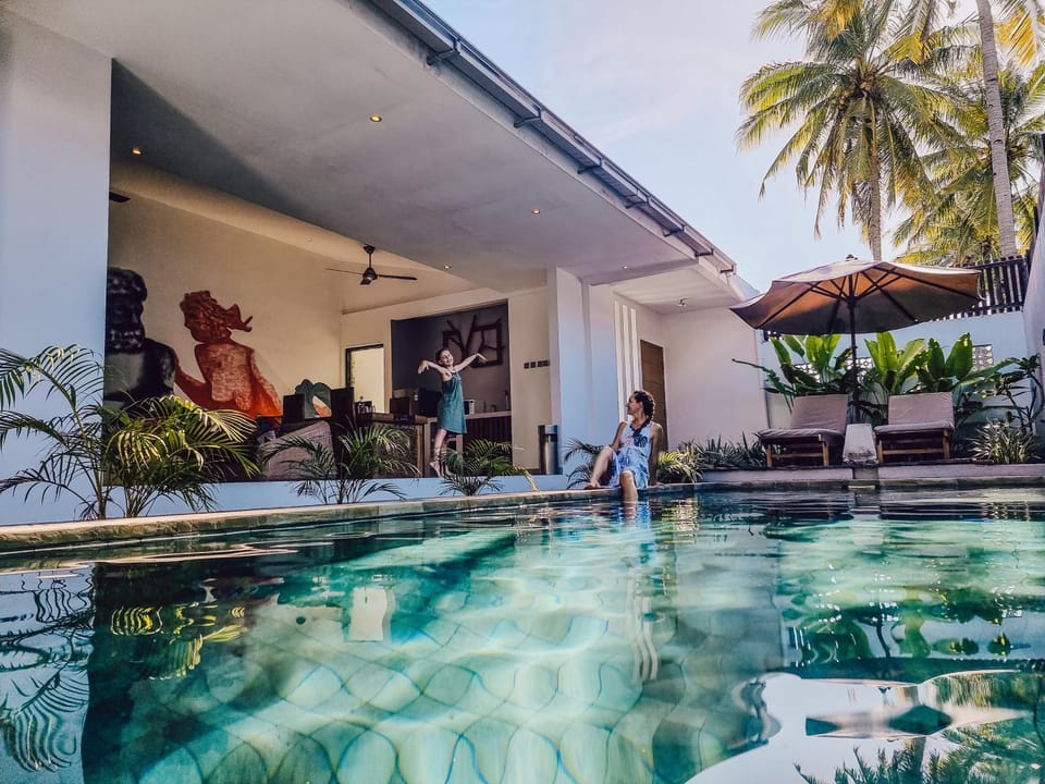 Property building, Swimming pool