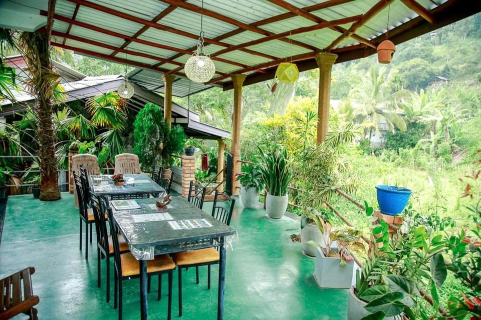 Serenity Homestay Bed and Breakfast in Ella