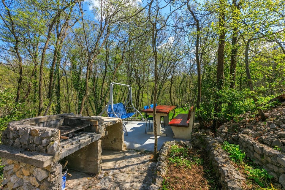 BBQ facilities, Garden, Seating area