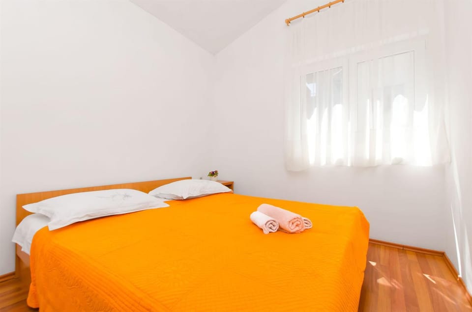 Bedroom, Bedroom