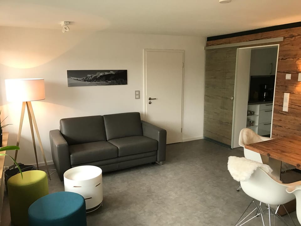 Kitchen or kitchenette, Living room, Seating area