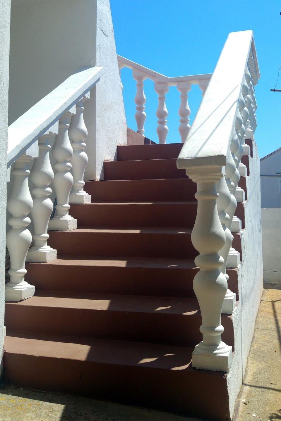 Location, children, Family