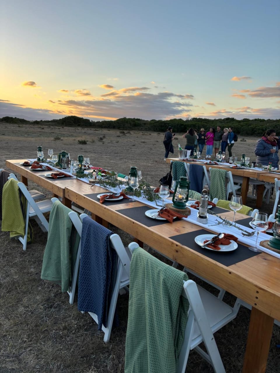 Restaurant/places to eat, Day, Natural landscape, Food and drinks, On site, Food, Dinner, Time of day, wedding