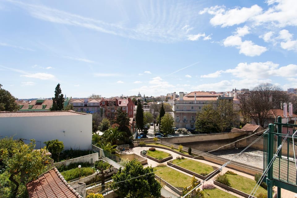Off site, Street view