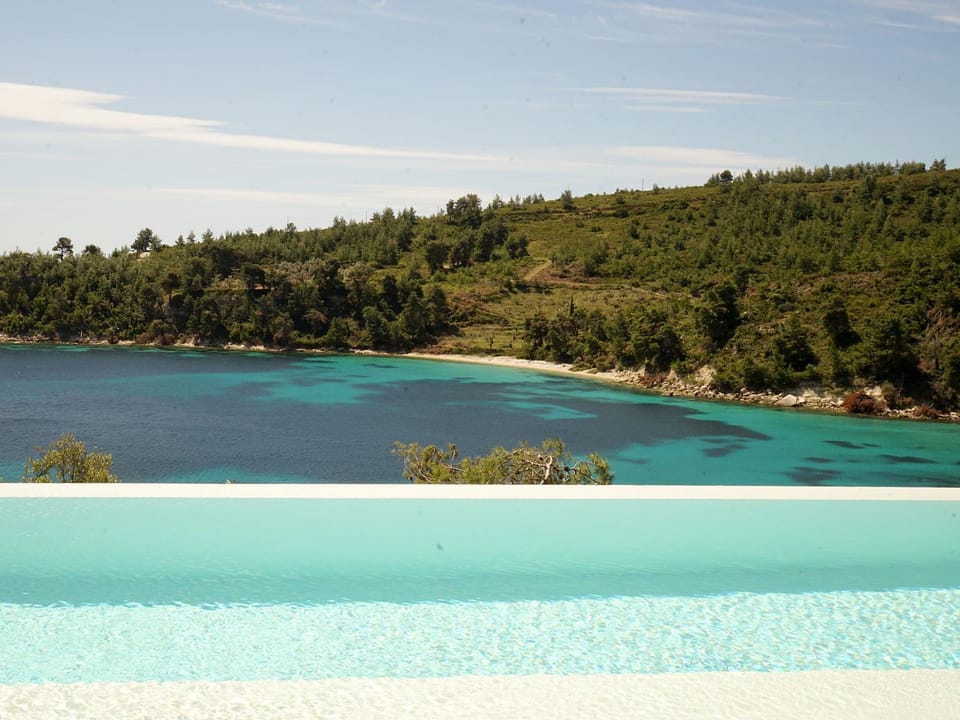 Property building, Summer, Garden, Balcony/Terrace, Pool view, Sea view