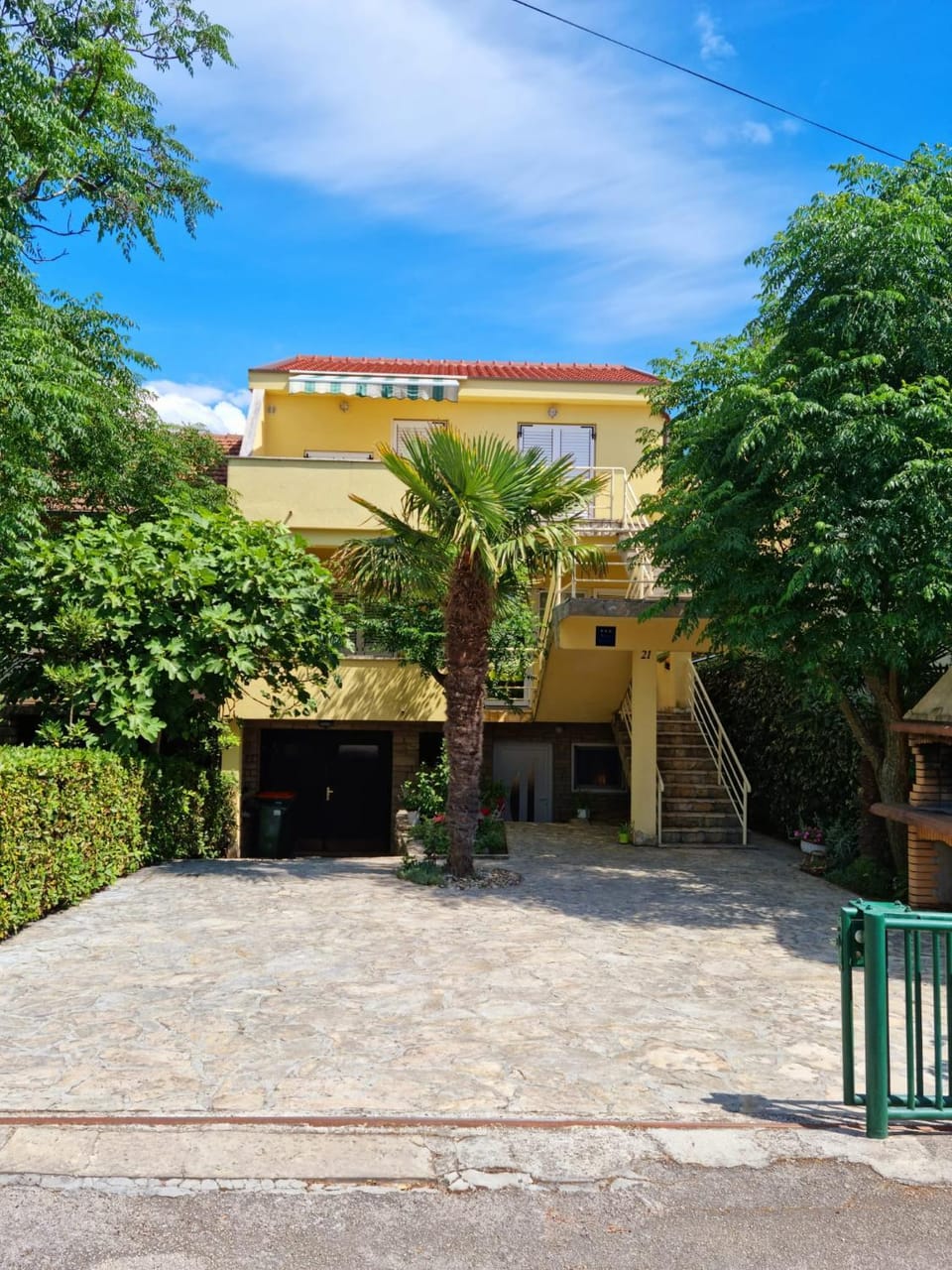 Property building, Garden, Garden view