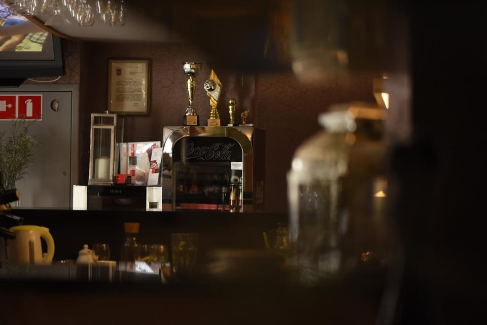 Alcoholic drinks, Non alcoholic drinks