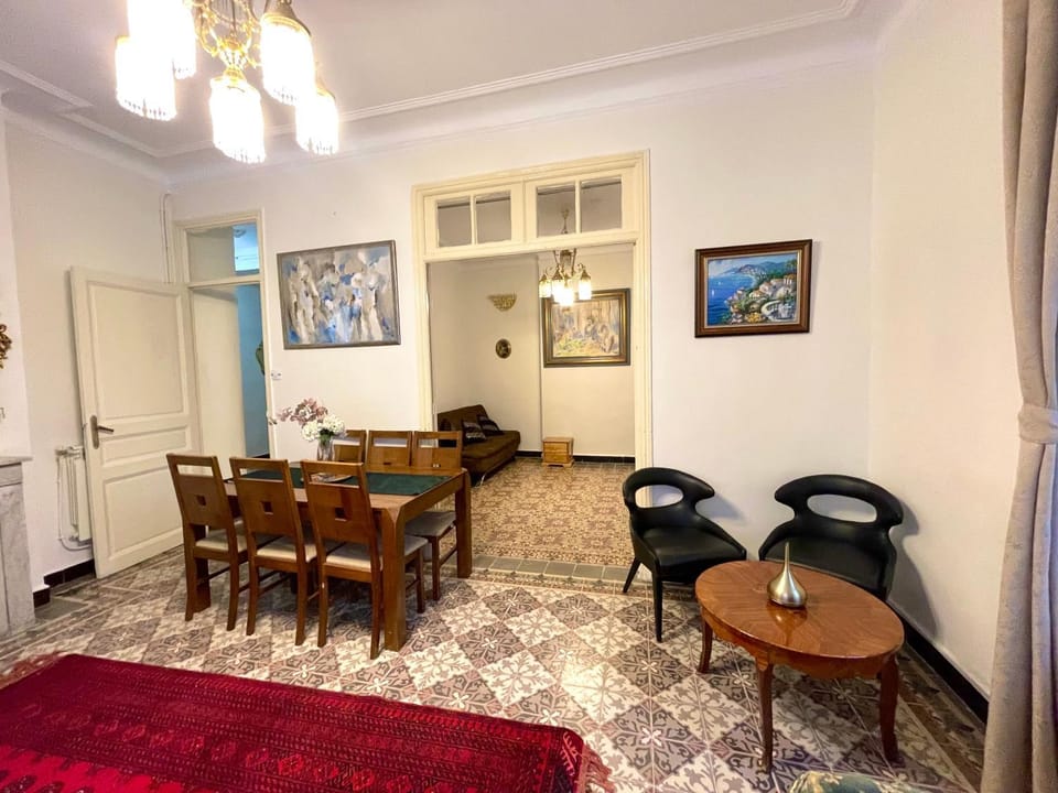 Seating area