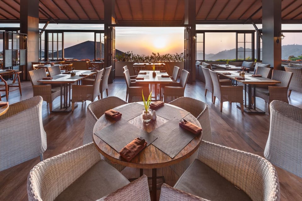 Restaurant/places to eat, Sunset