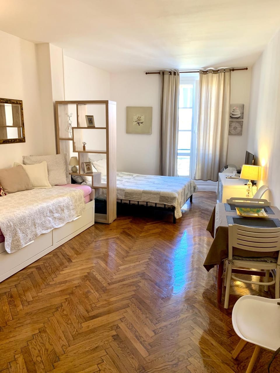 Studio Rue Massena Apartment in Nice