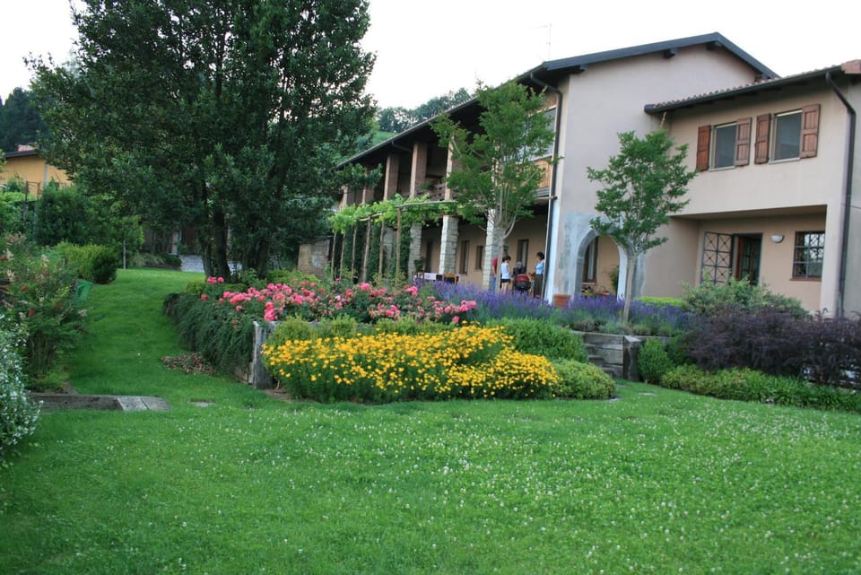 Facade/entrance, Garden