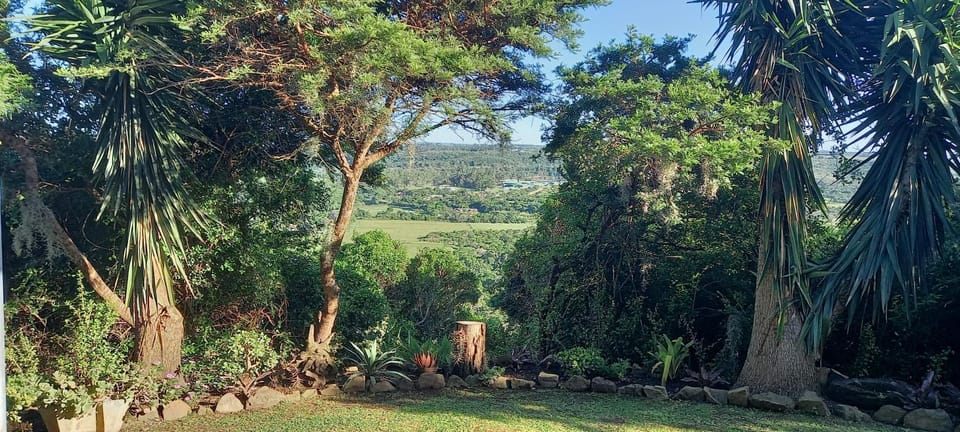 Nearby landmark, Natural landscape, Garden view