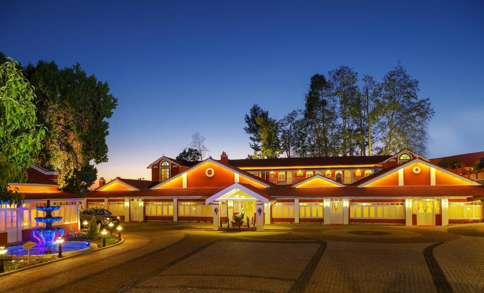 Property building, Facade/entrance, Night, Natural landscape, On site, Time of day, Sunset