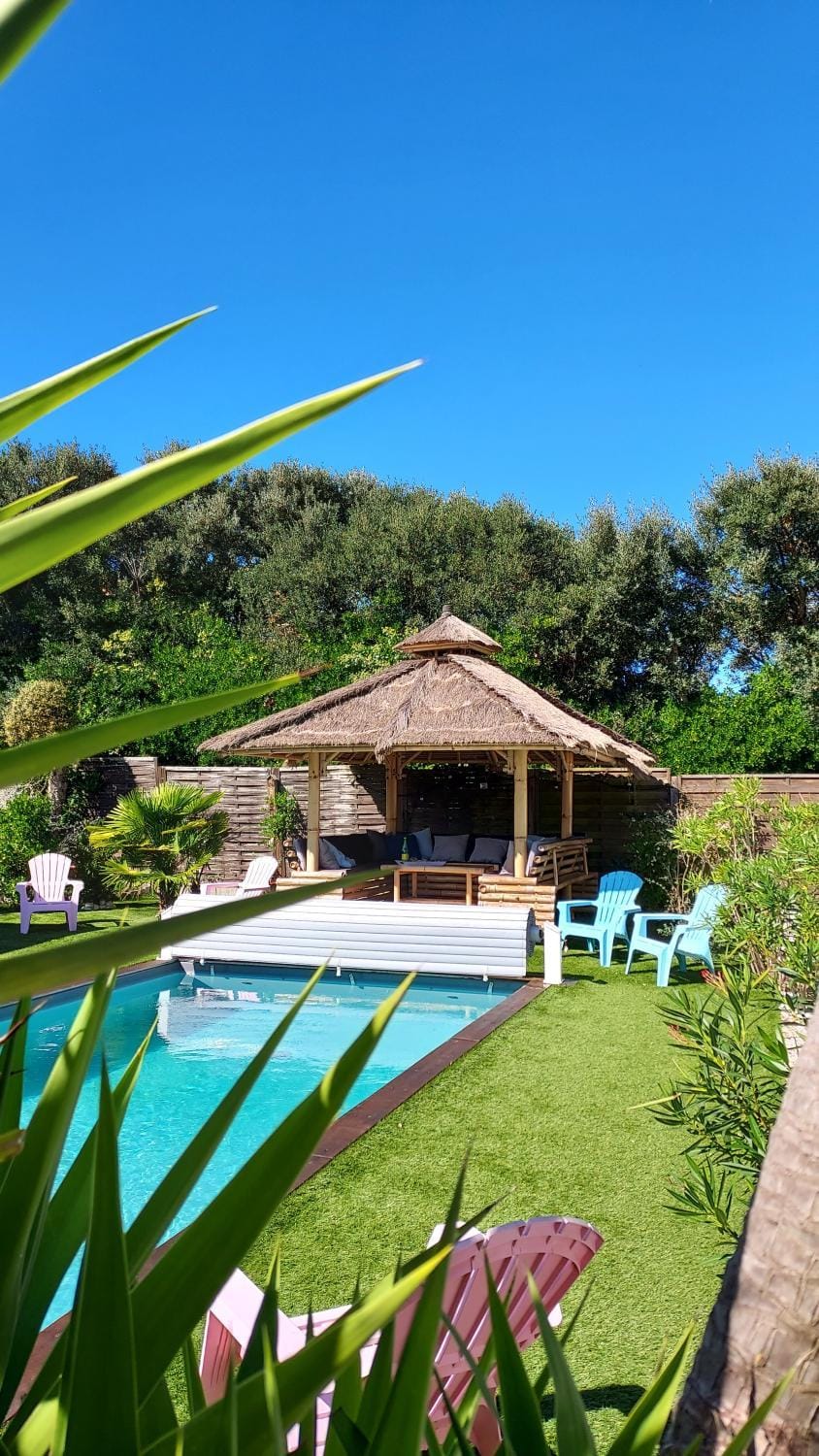 Patio, Day, Garden, Garden view, Pool view, Swimming pool, sunbed