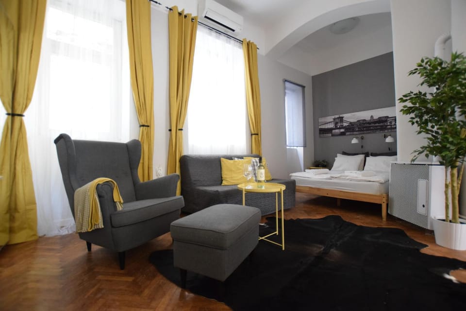 Living room, Bedroom