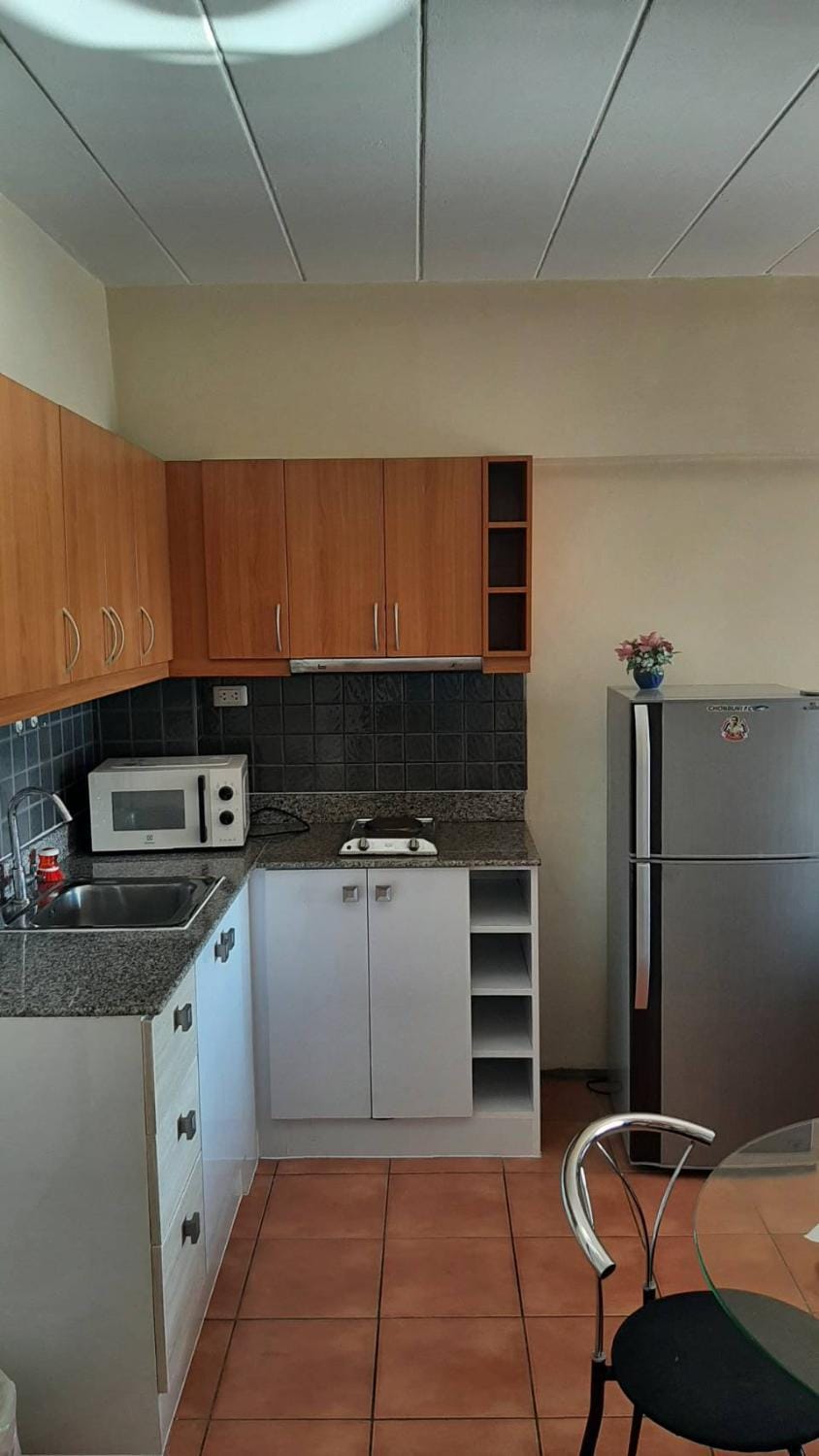 Lomsabai Apartments Inn in Chon Buri Changwat
