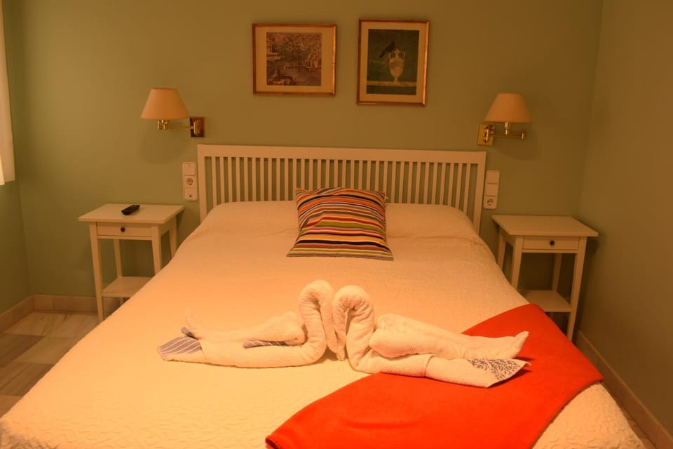 Dúplex Donkey Parking Apartment in Seville