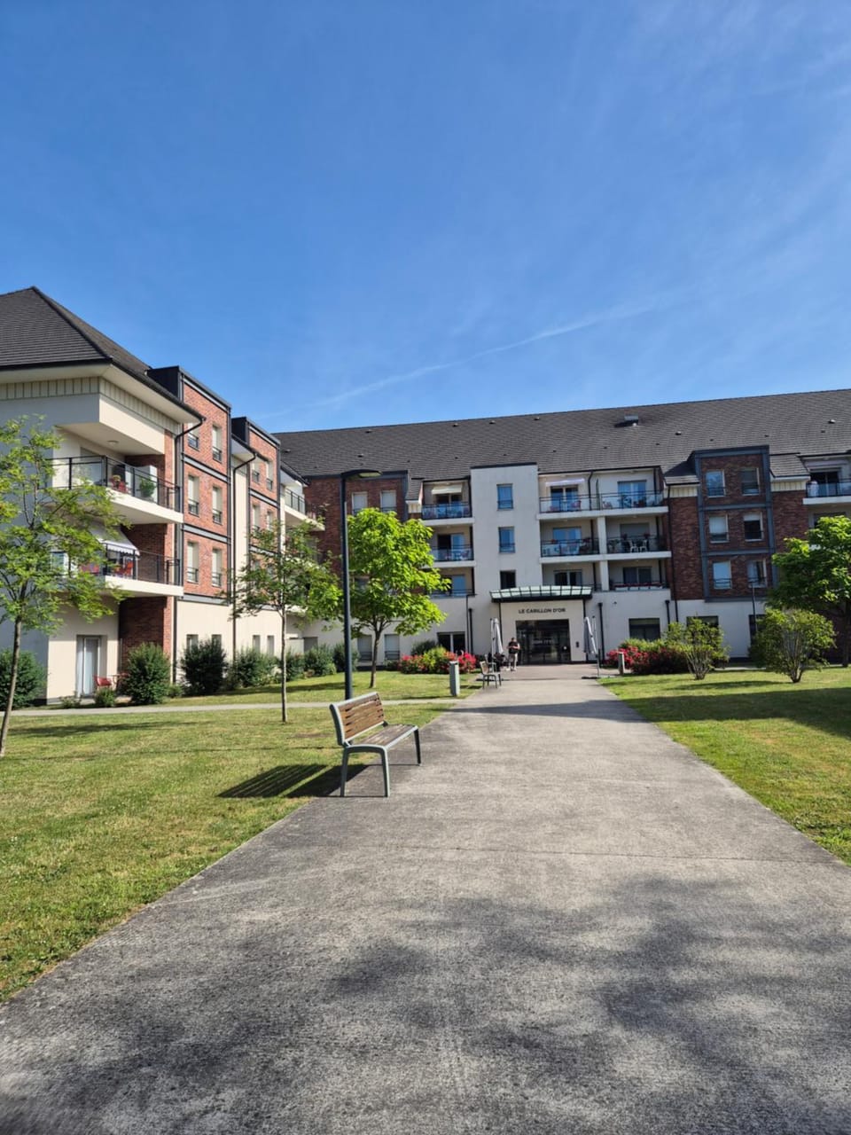 Property building, Facade/entrance