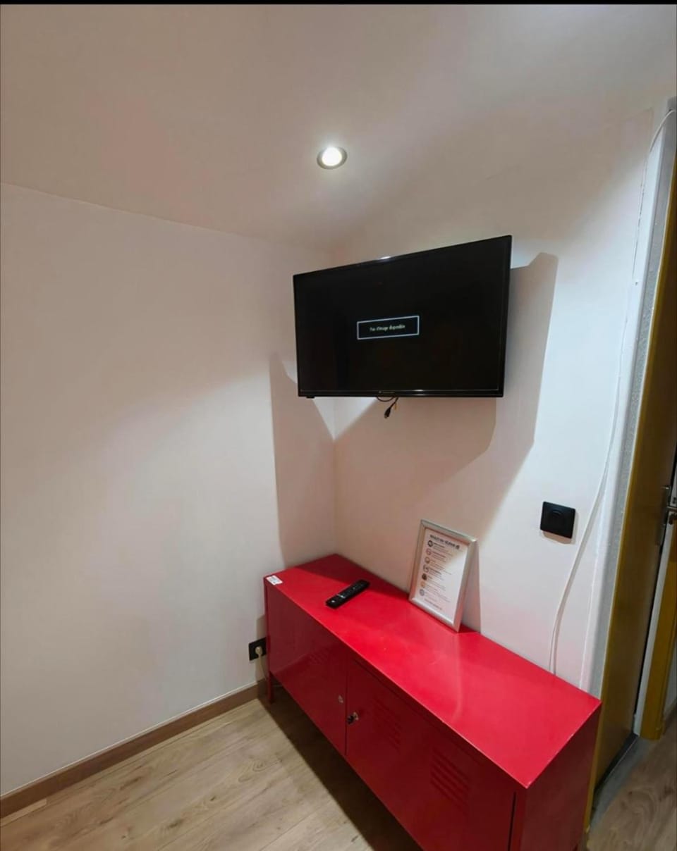 Nouvel Oasis St Cyprien entièrement rénové Apartment in Toulouse